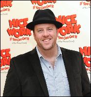 chris_sullivan_005 (557x594, 92 kБ...)