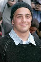 michael_angarano_003 (1055x1600, 196 kБ...)